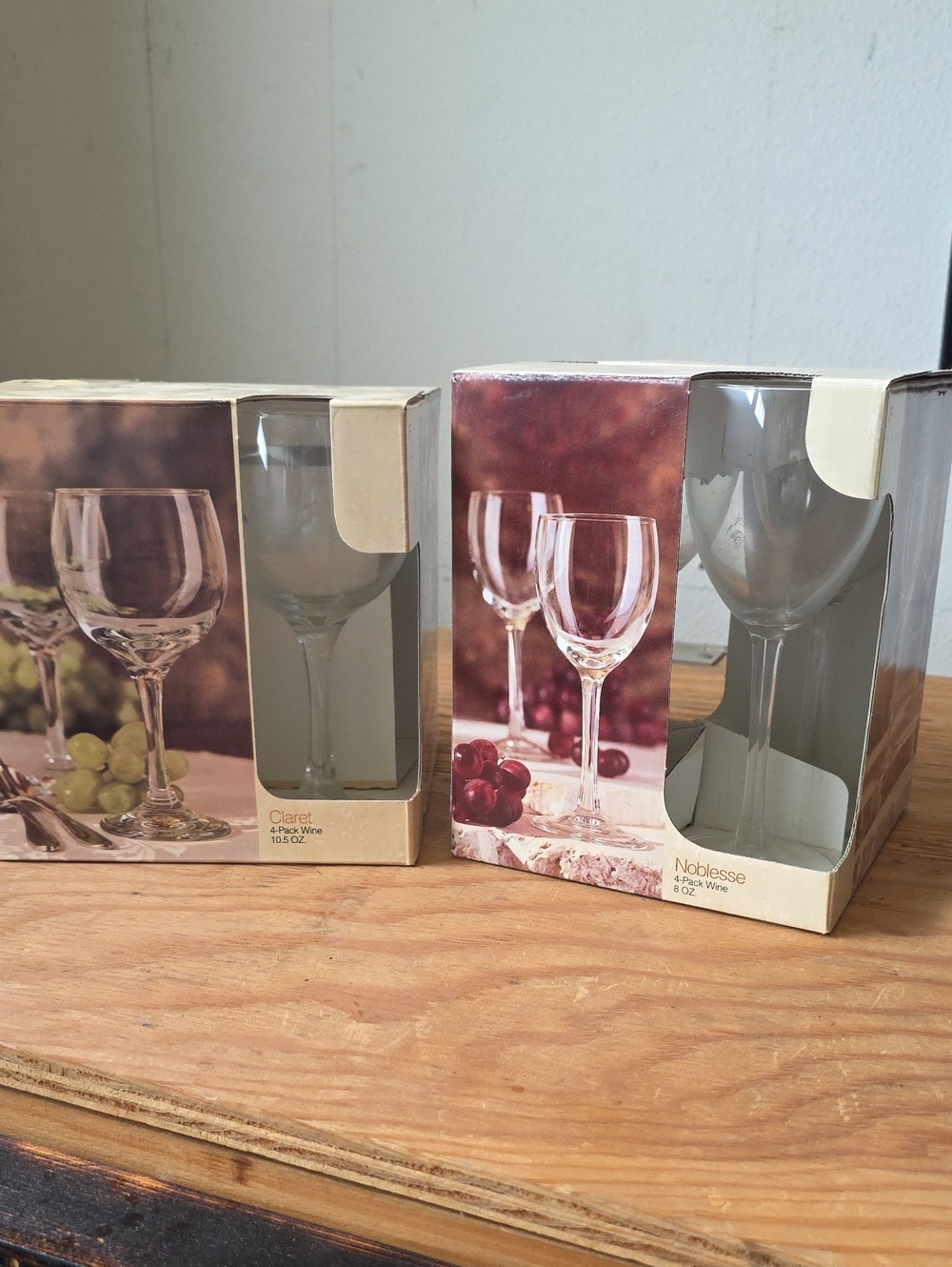 Furio Contemporary Casuals Glass Wine Goblets Set of 7 Clear NEW